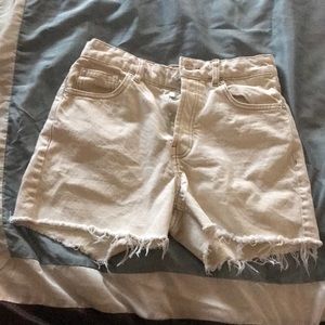 Zara Vanilla colored fringe shorts